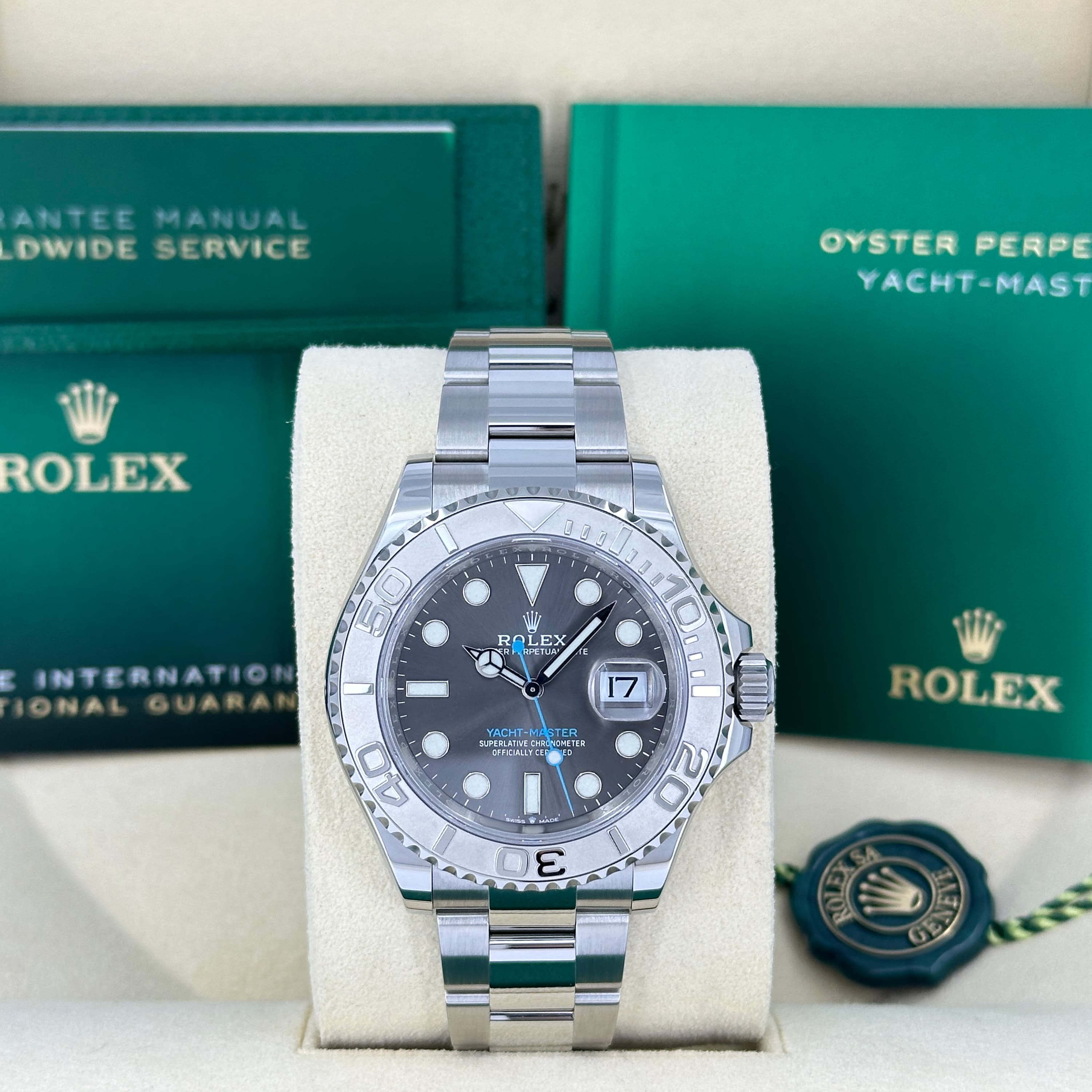 Rolex Yacht-Master 40 - Photo 1