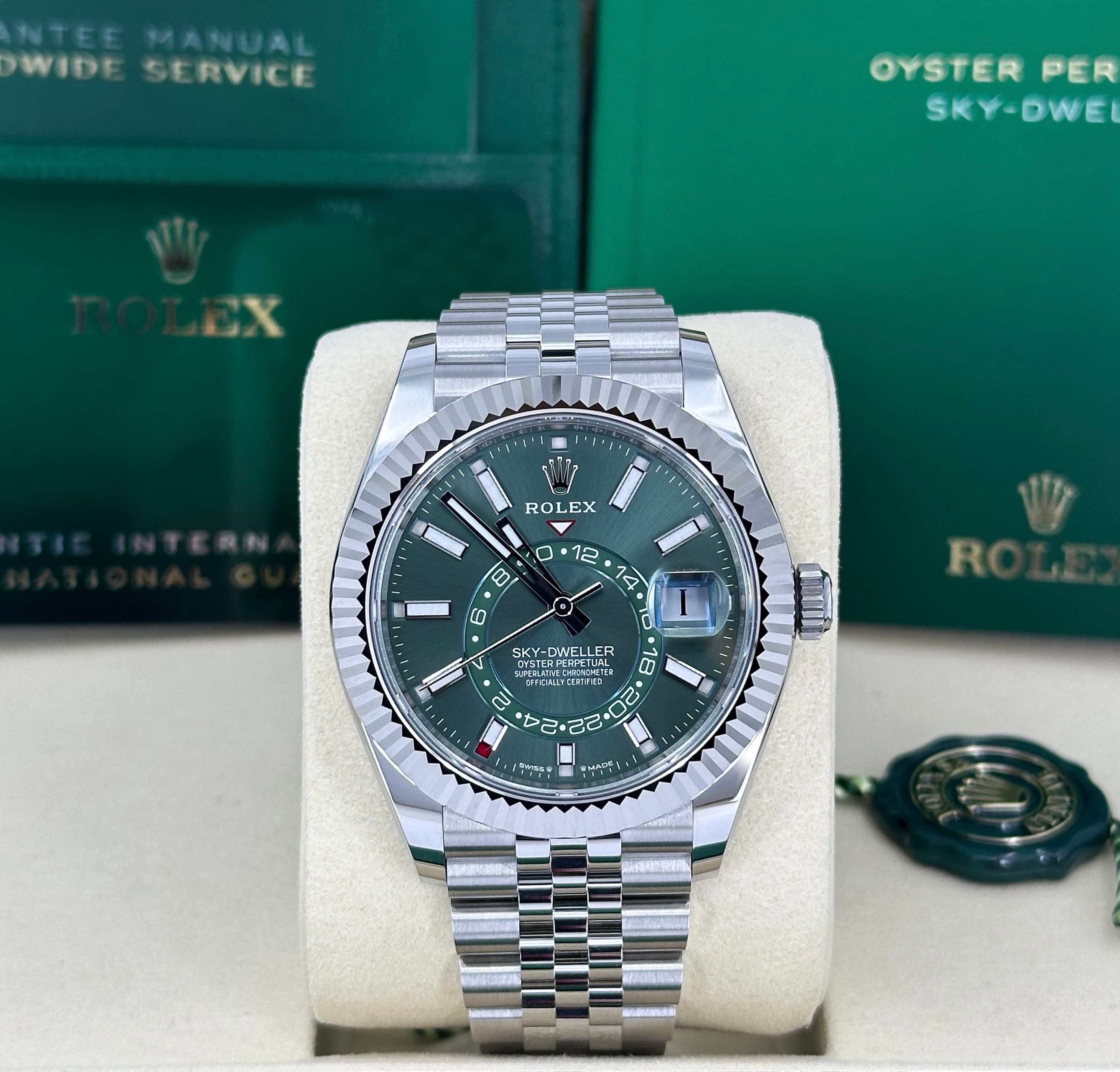 Rolex Sky-Dweller - Photo 1