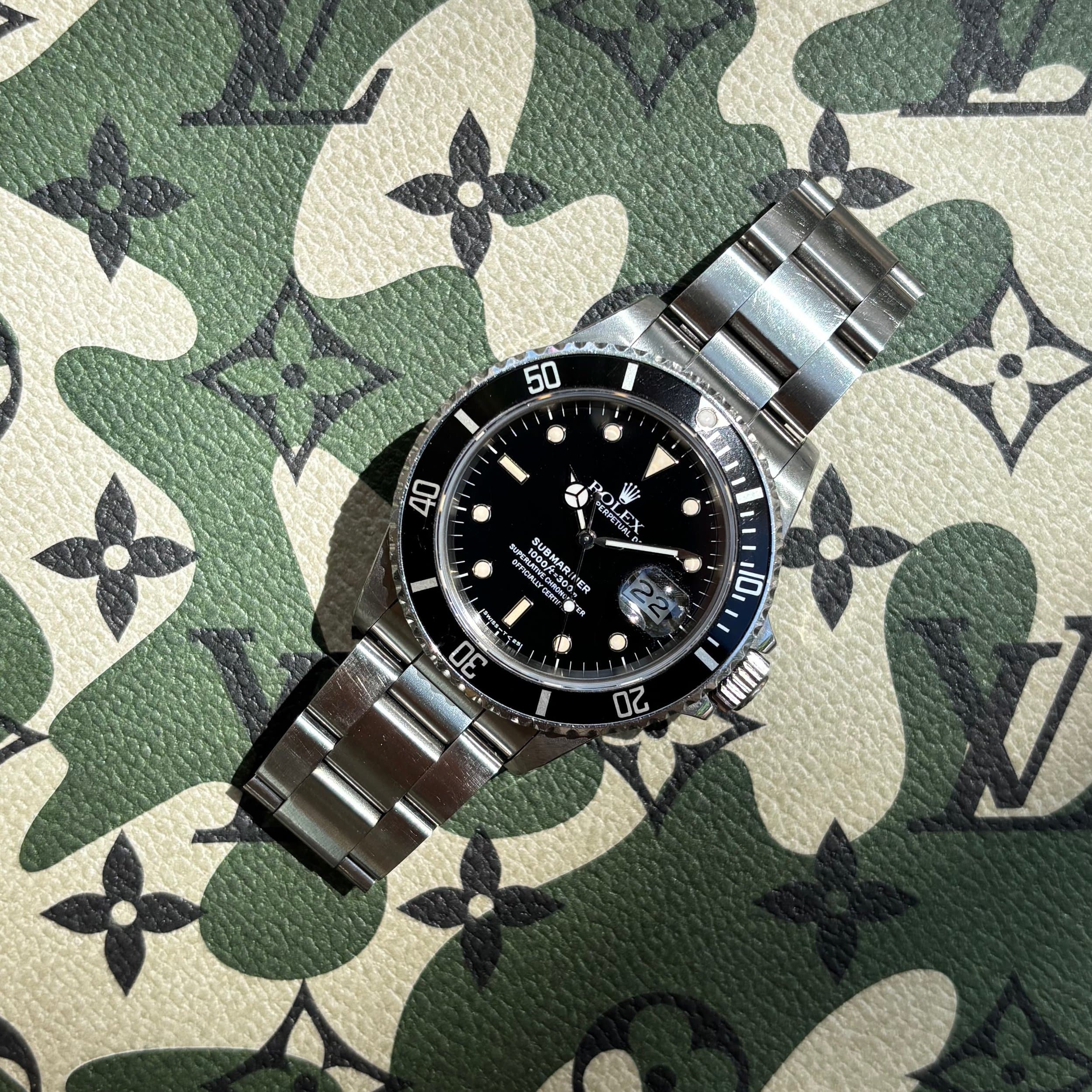 Rolex Submariner Date - Photo 1
