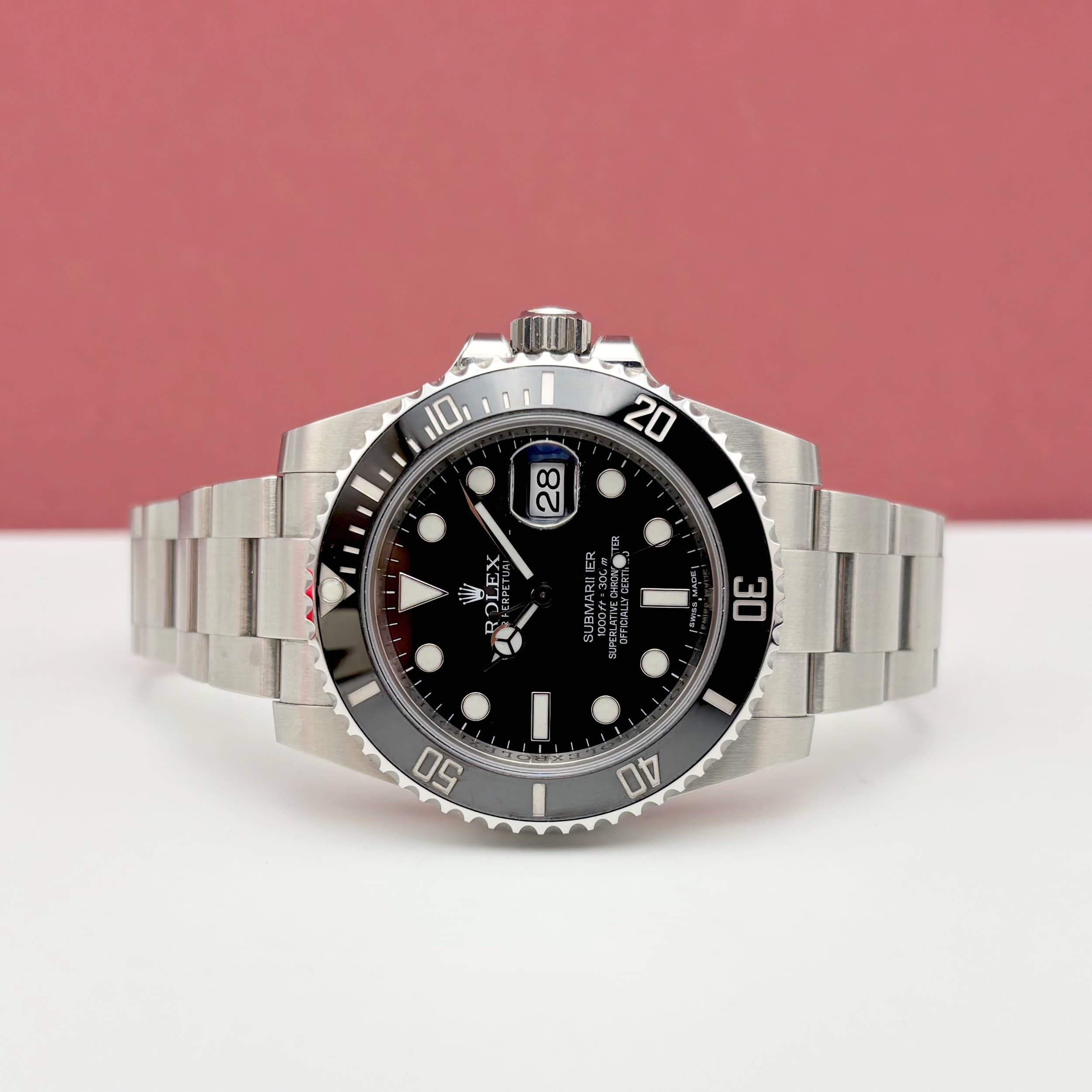 Rolex Submariner Date - Photo 1