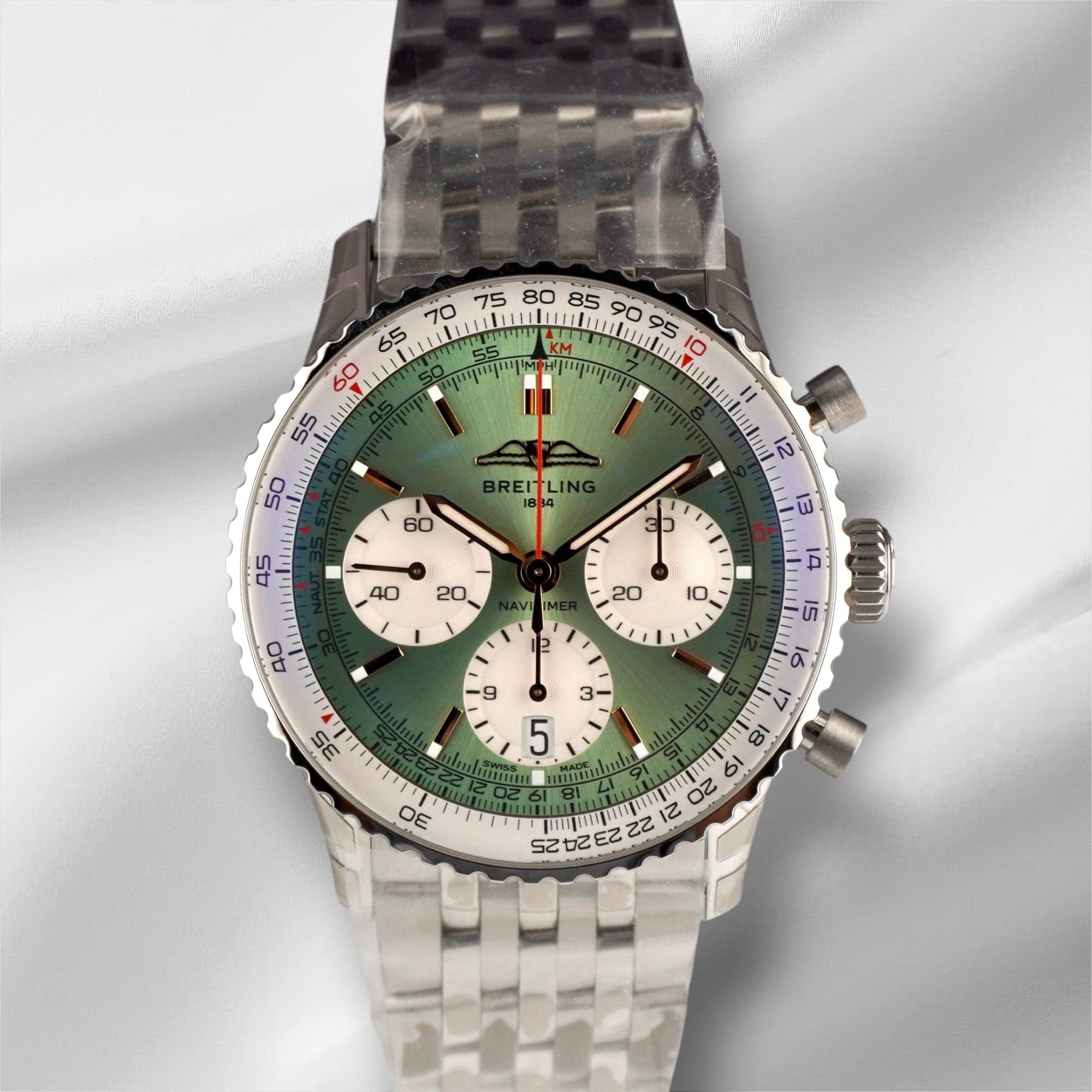 Breitling Navitimer B01 Chronograph - Photo 1