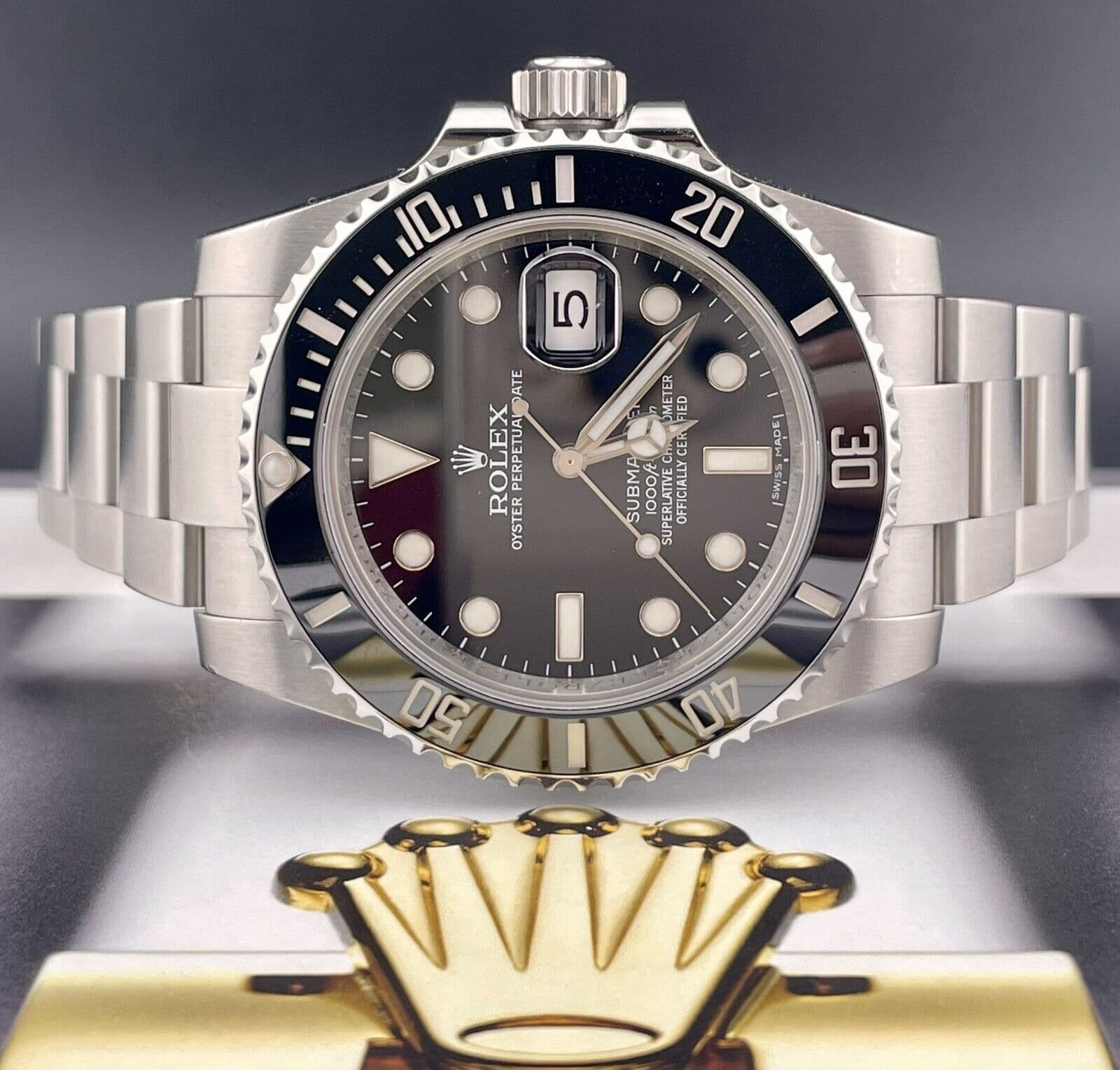 Rolex Submariner Date - Photo 1