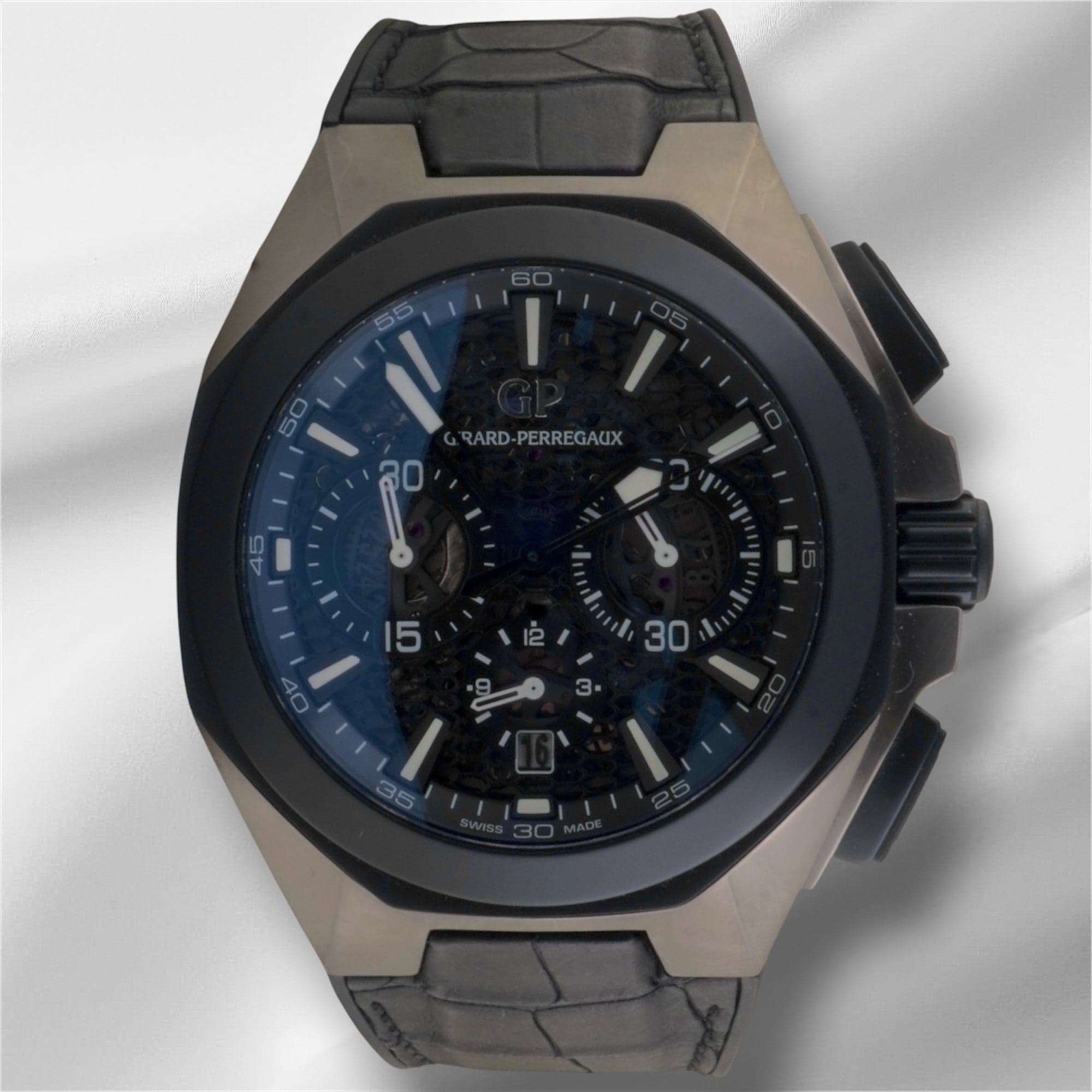 Girard-Perregaux Sea Hawk - Photo 1