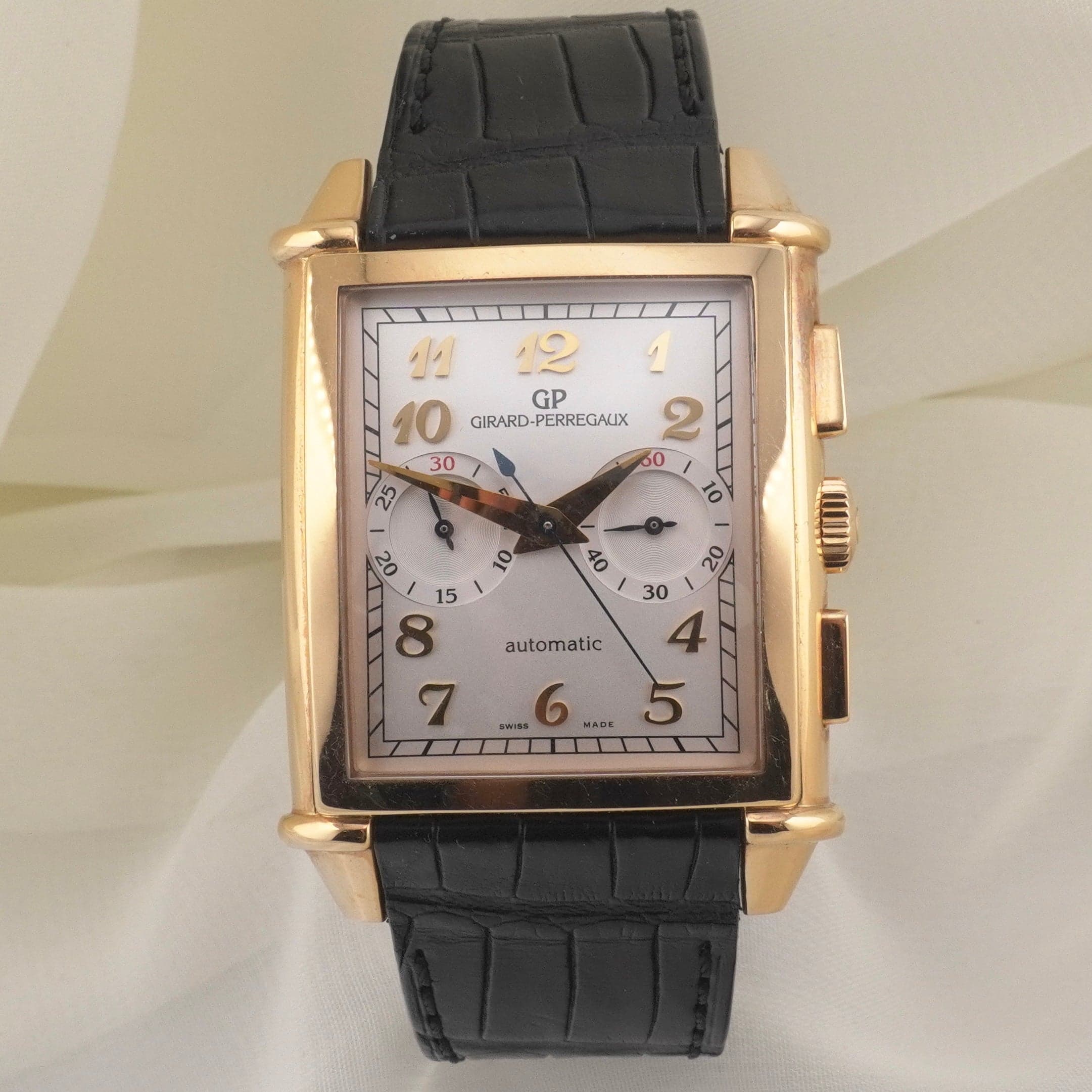 Girard-Perregaux 1945 XXL - Photo 1