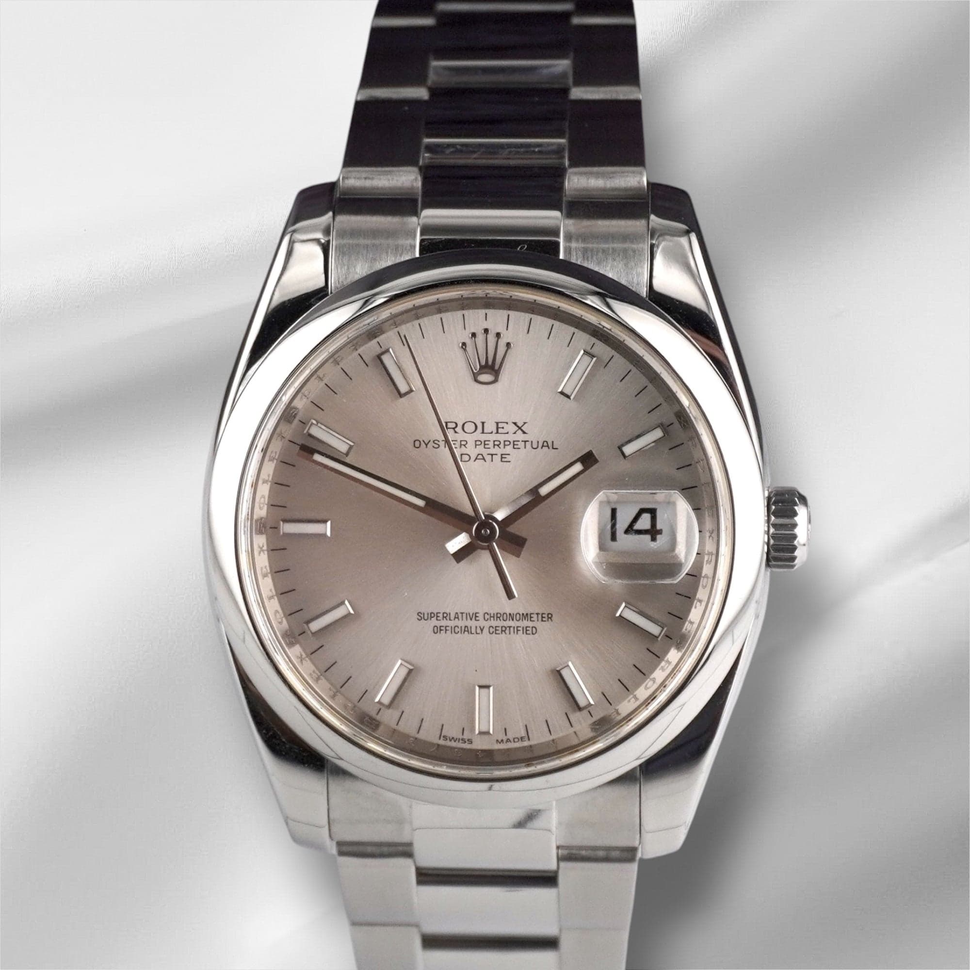 Rolex Oyster Perpetual Date - Photo 1