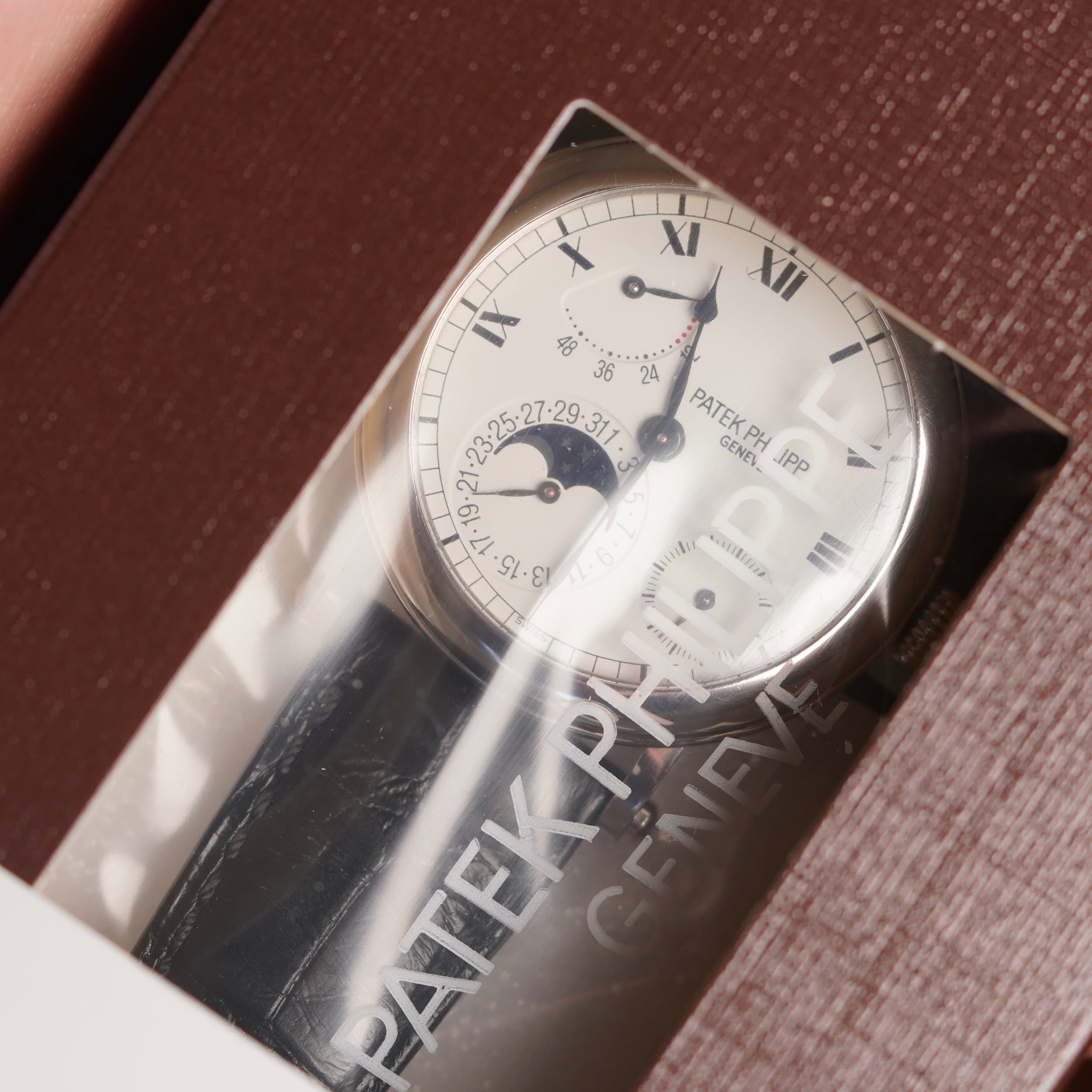 Patek Philippe 5054G-001 - Photo 1